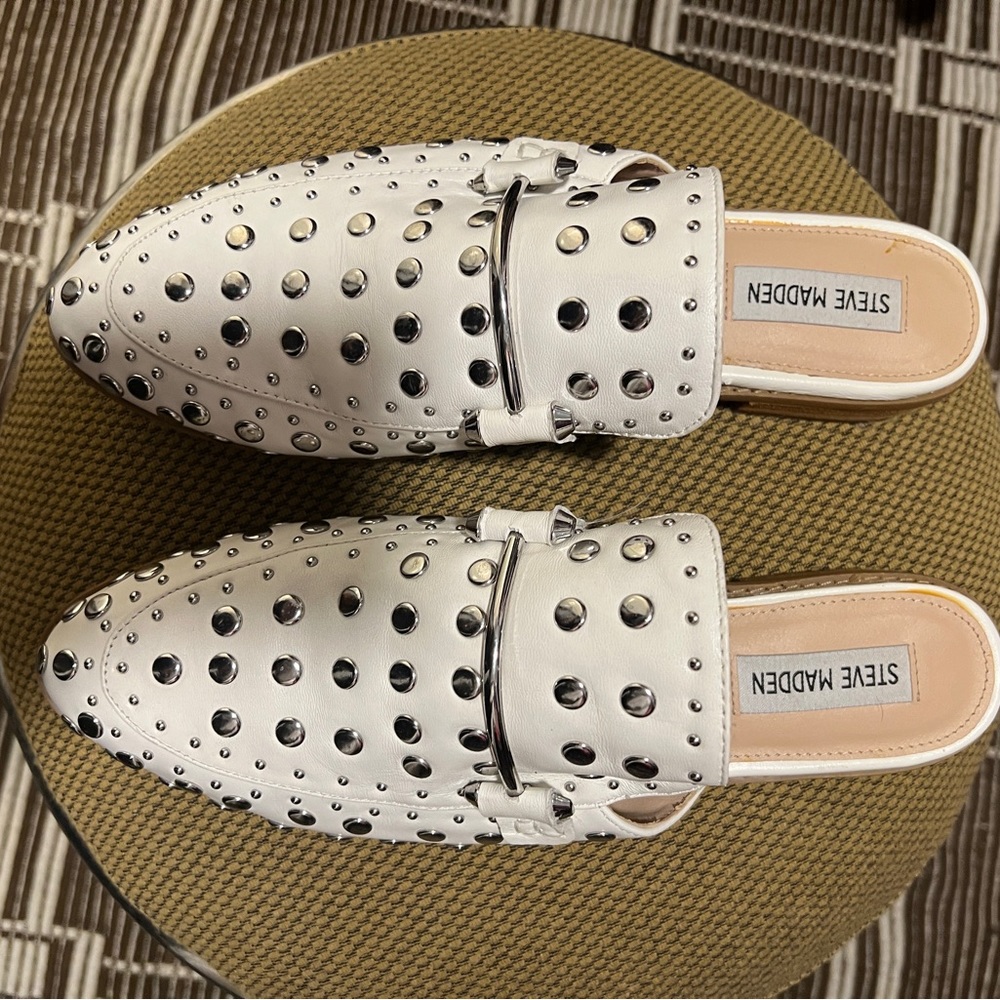 STEVE MADDEN MULES 8.5